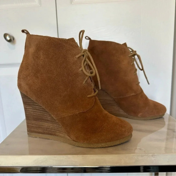 Steve Madden Danni Cognac Suede Wedge Lace Up Booties Size 9.5 - Picture 3 of 12